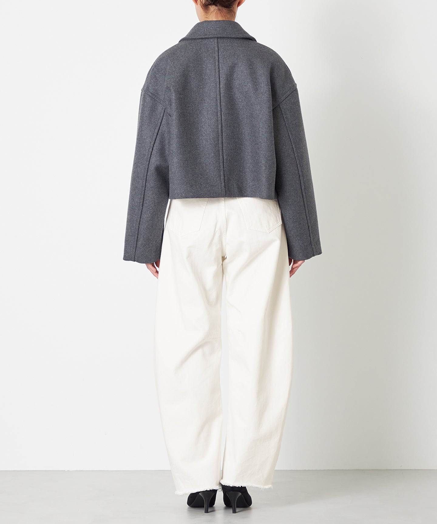 身長165cm B81cm W60cm H88cm 着用サイズ1