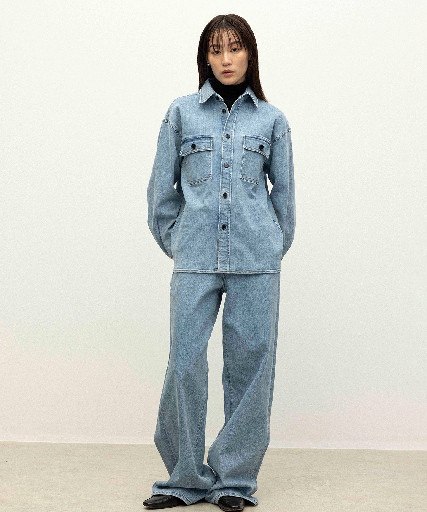 身長168cm　※裾のデザインはシャツカット（ラウンド）になります。 商品の単体画像にてご確認ください。
